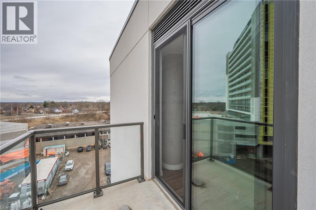 #606 7 ERIE Avenue - Image 19