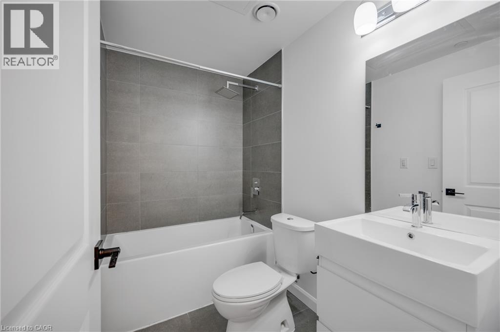#606 7 ERIE Avenue - Image 7
