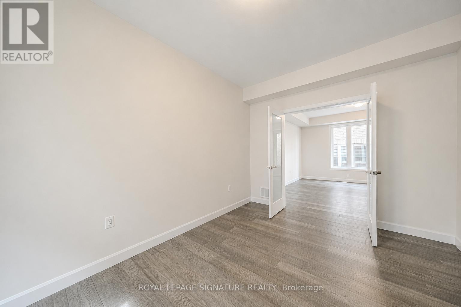 109 YORK DRIVE - 18
