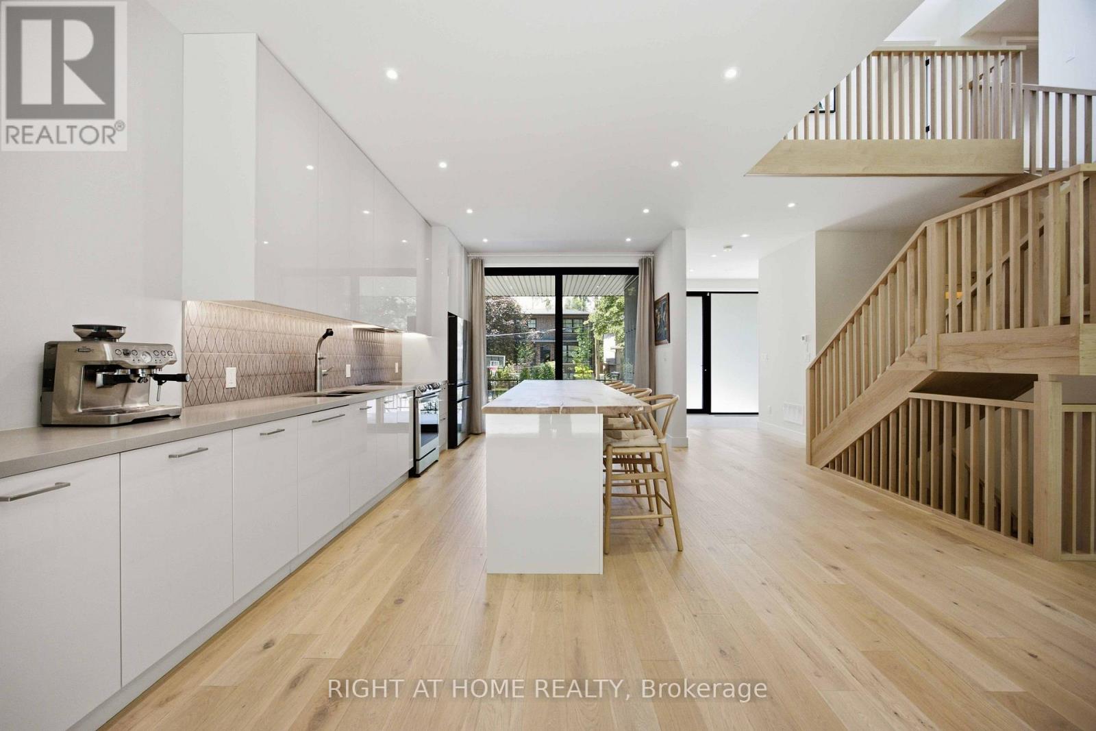 41 BONNYVIEW DRIVE - 14