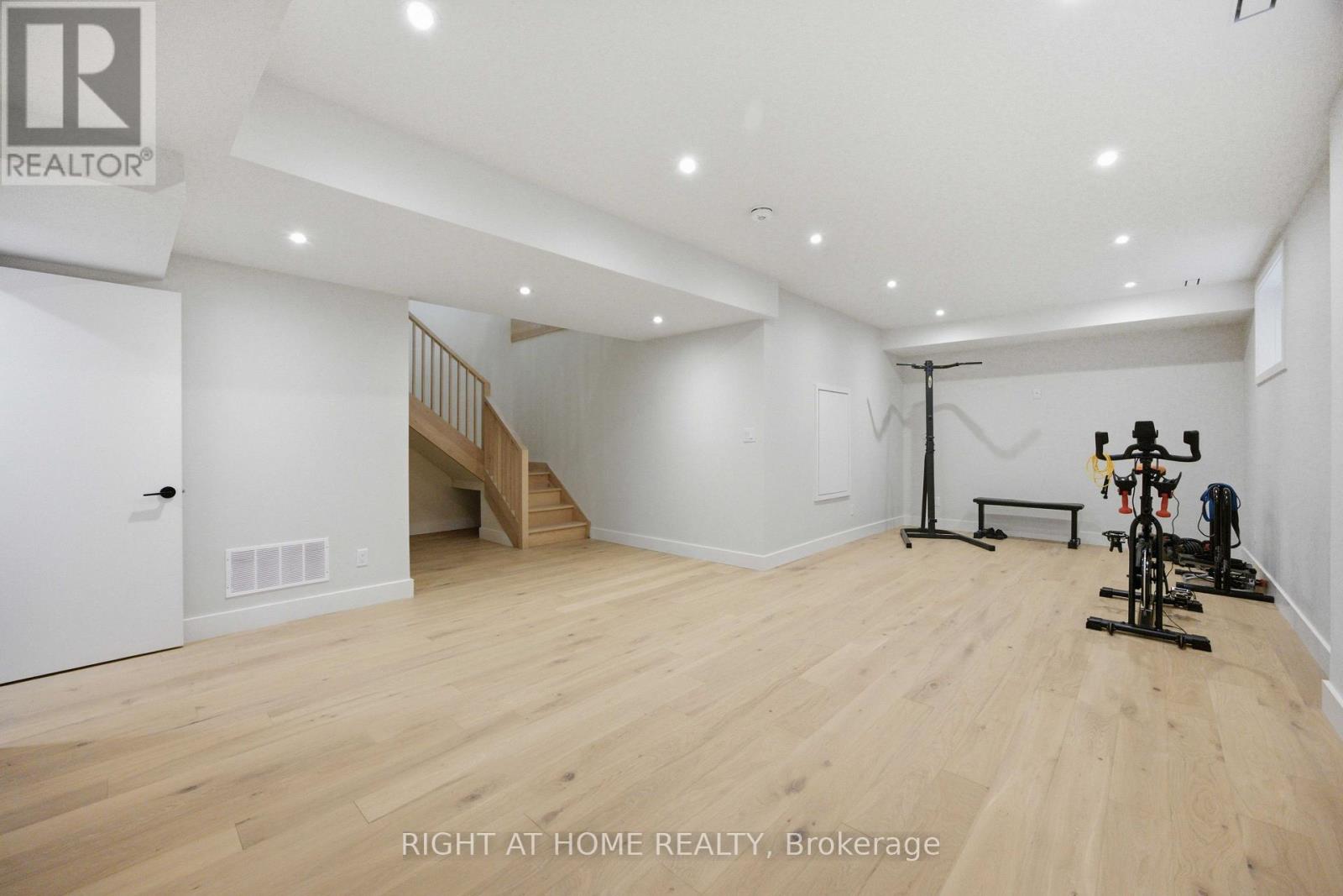 41 BONNYVIEW DRIVE - 40