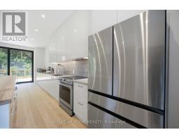 41 Bonnyview Drive, Toronto, ON M8Y3G7 Photo 11