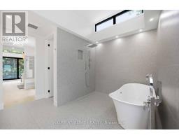 41 Bonnyview Drive, Toronto, ON M8Y3G7 Photo 32