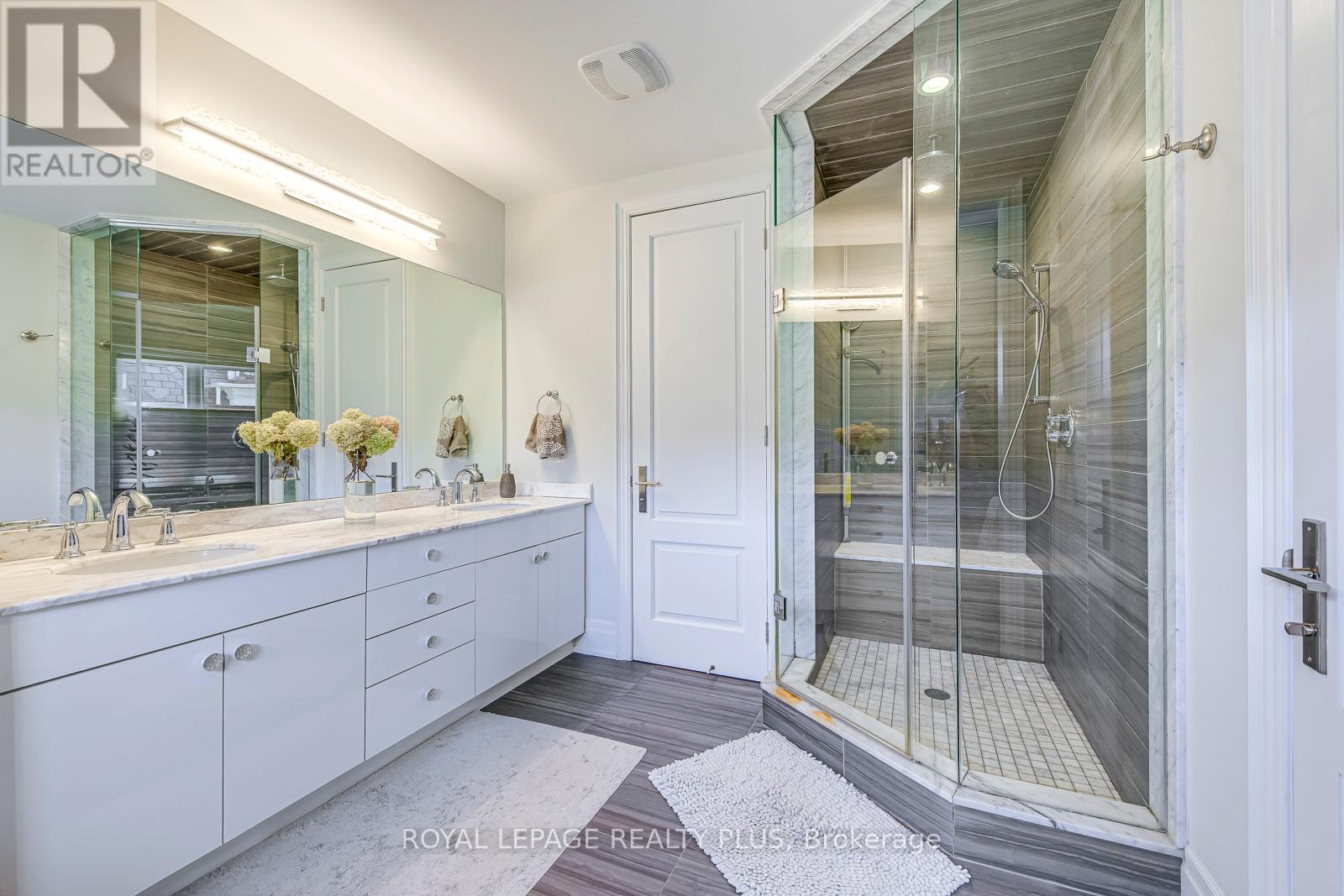 221 HANOVER STREET - Image 28