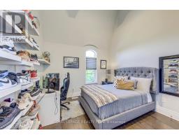 221 Hanover Street, Oakville, ON L6K0G9 Photo 30