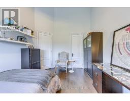 221 Hanover Street, Oakville, ON L6K0G9 Photo 33
