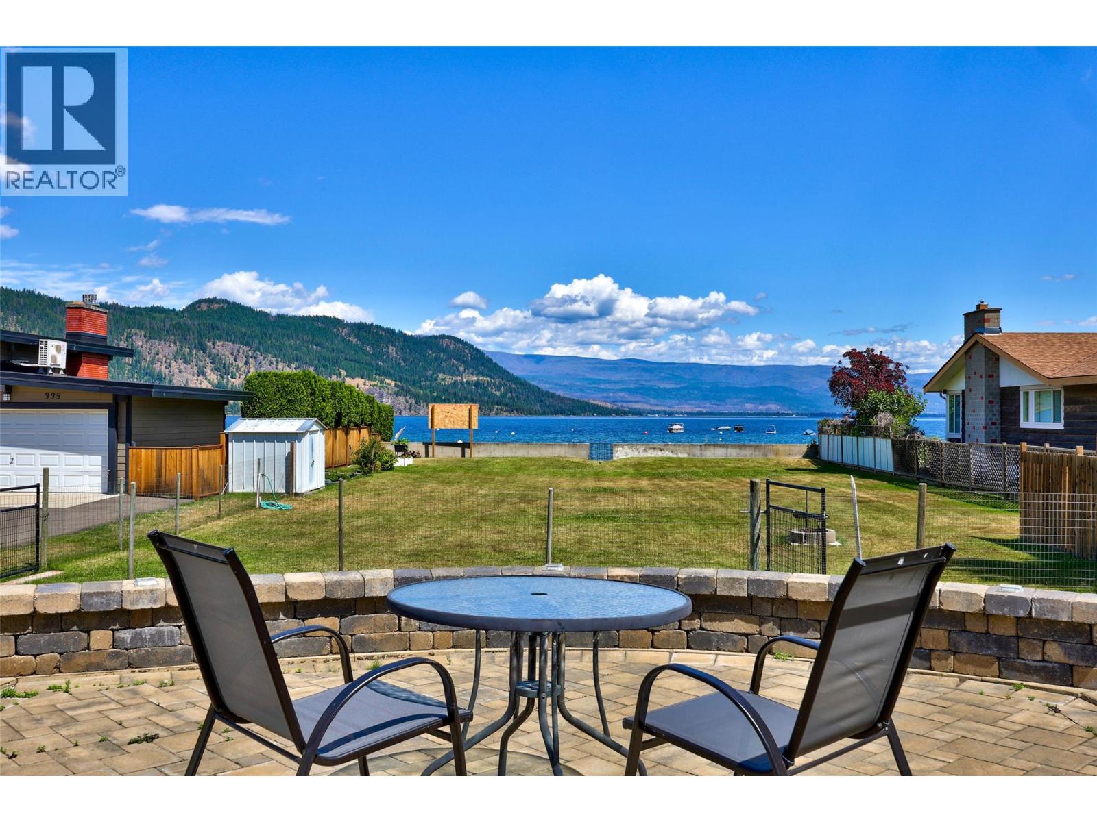 329 & 331 Lakeshore Drive - photo 2