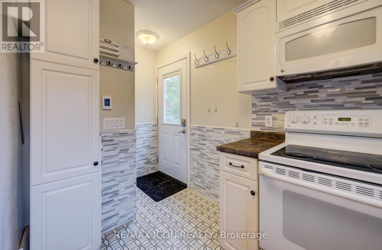 260 EGREMONT STREET S - 10