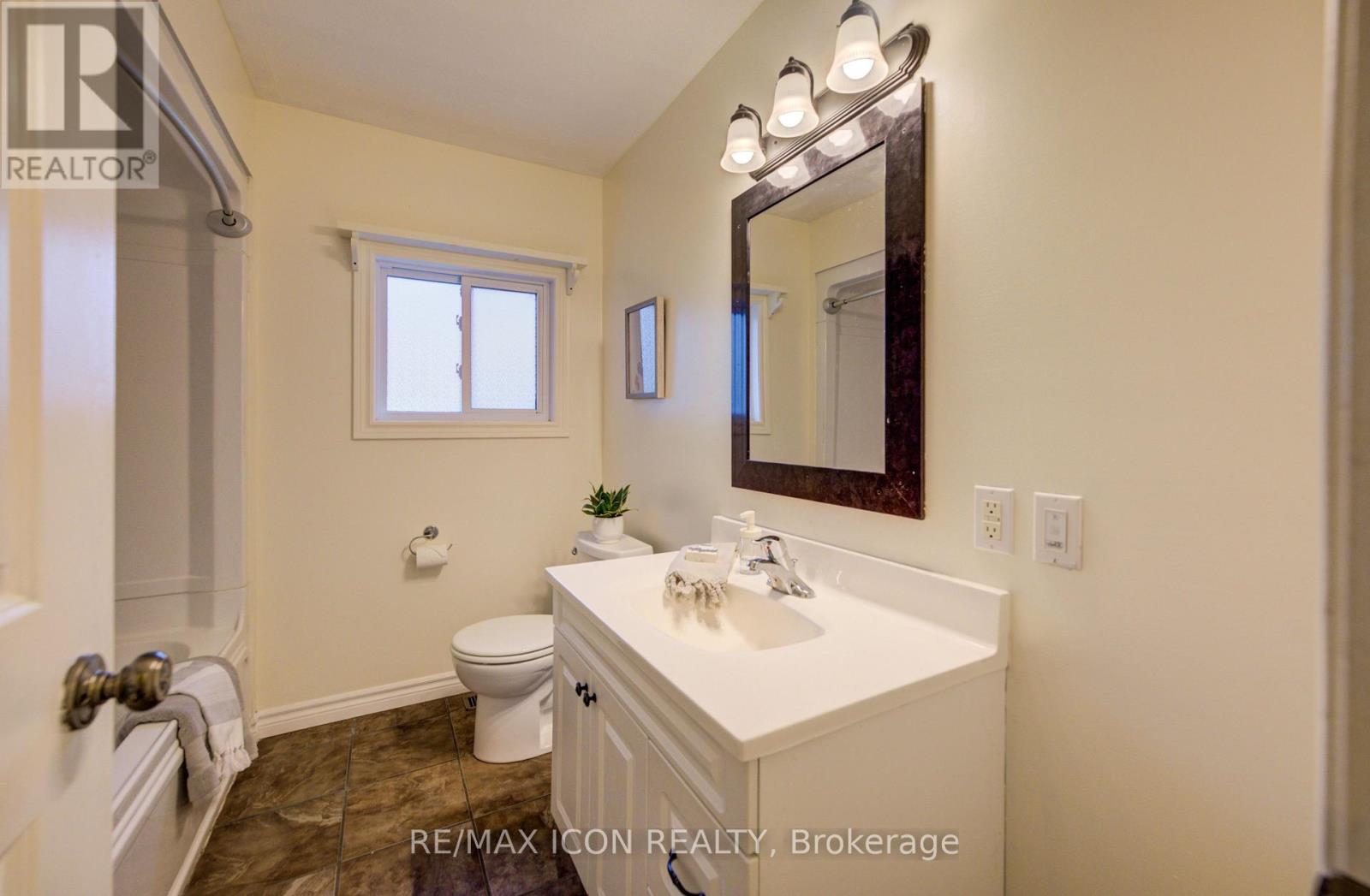 260 EGREMONT STREET S - 18