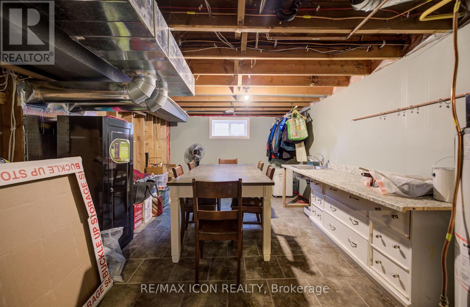 260 EGREMONT STREET S - 27