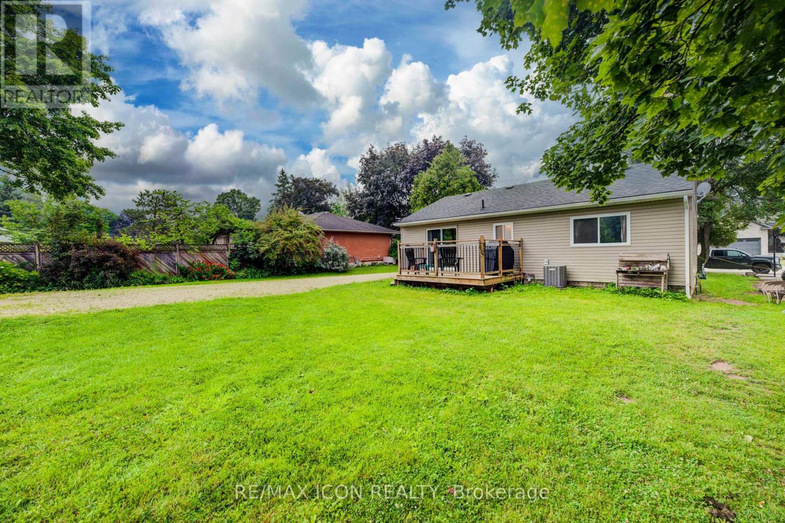 260 EGREMONT STREET S - 33