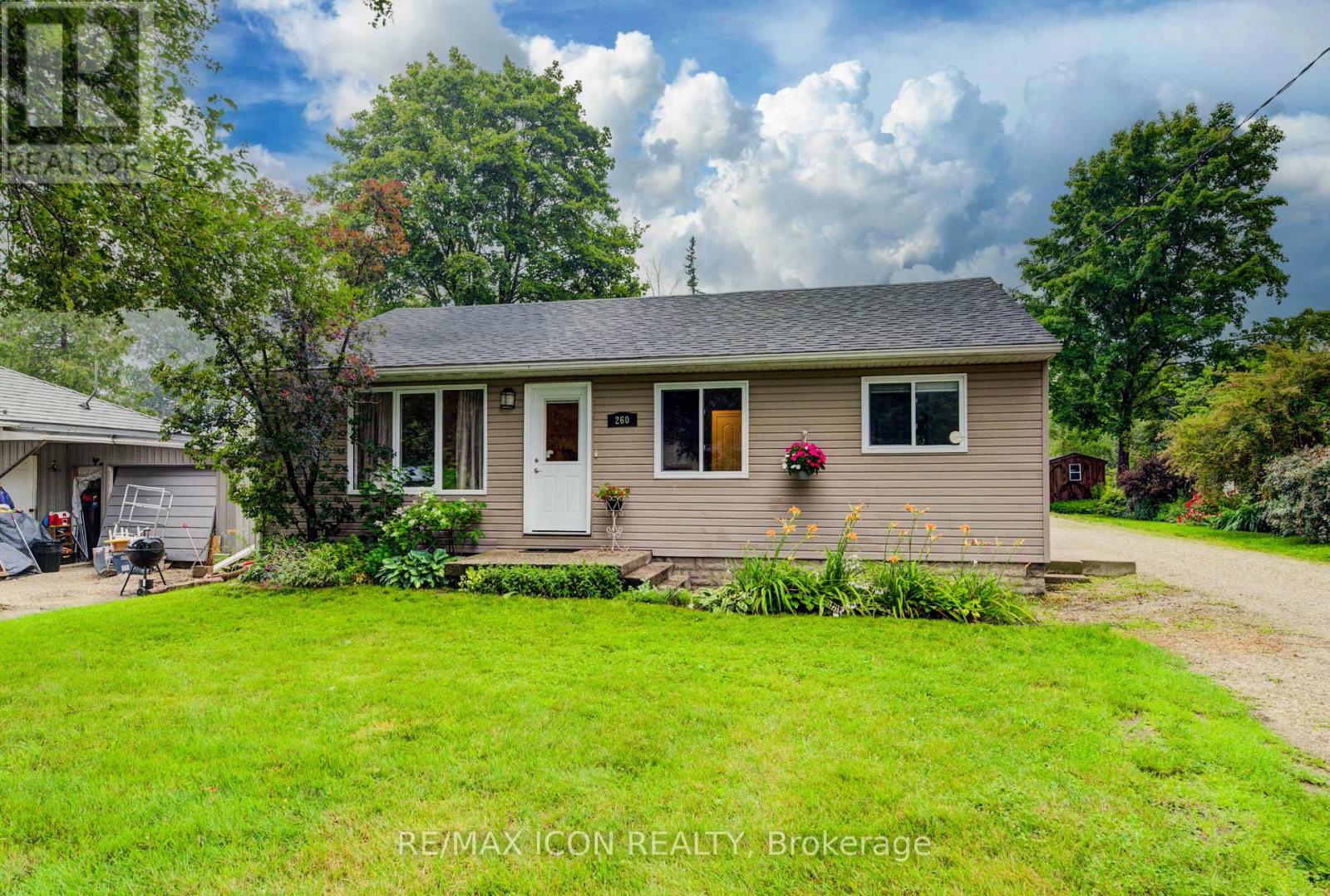 260 EGREMONT STREET S - 5