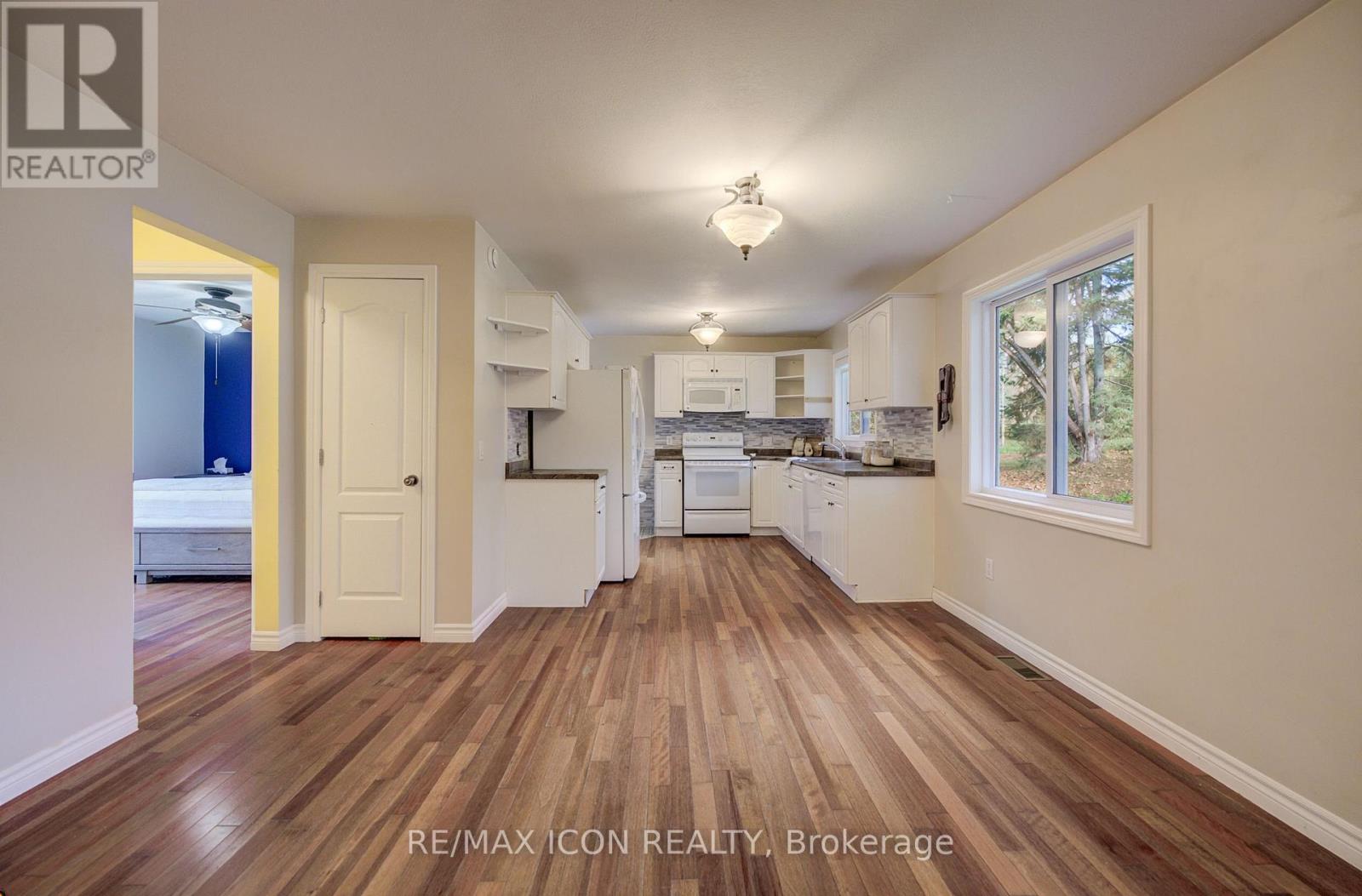 260 EGREMONT STREET S - 7