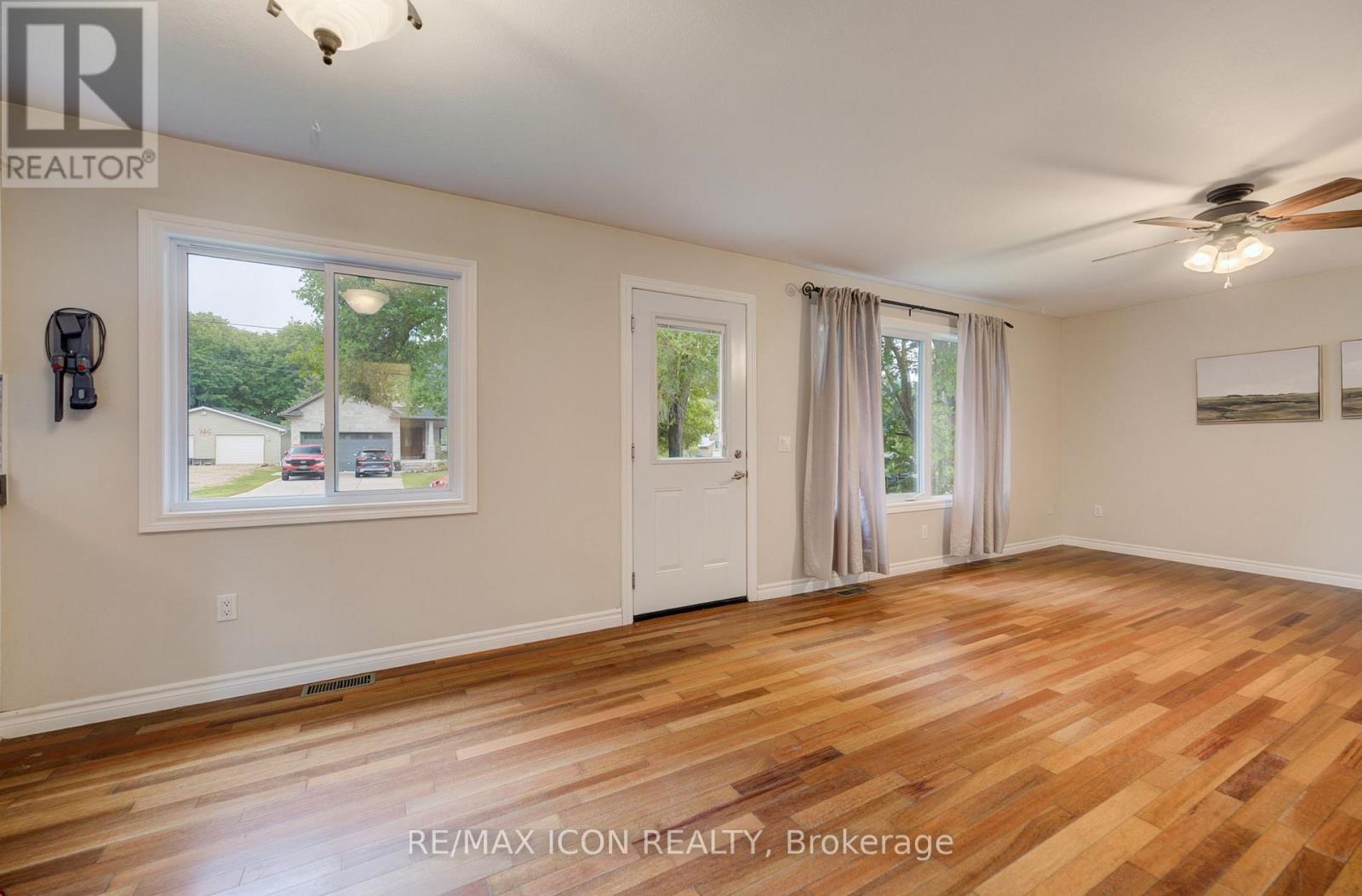260 EGREMONT STREET S - 8