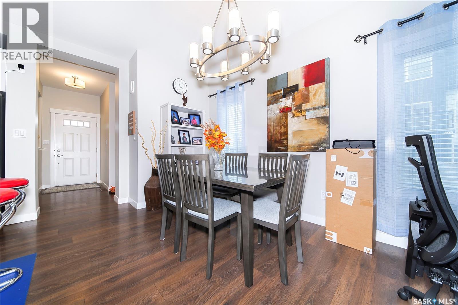 303 Delainey MANOR - 18