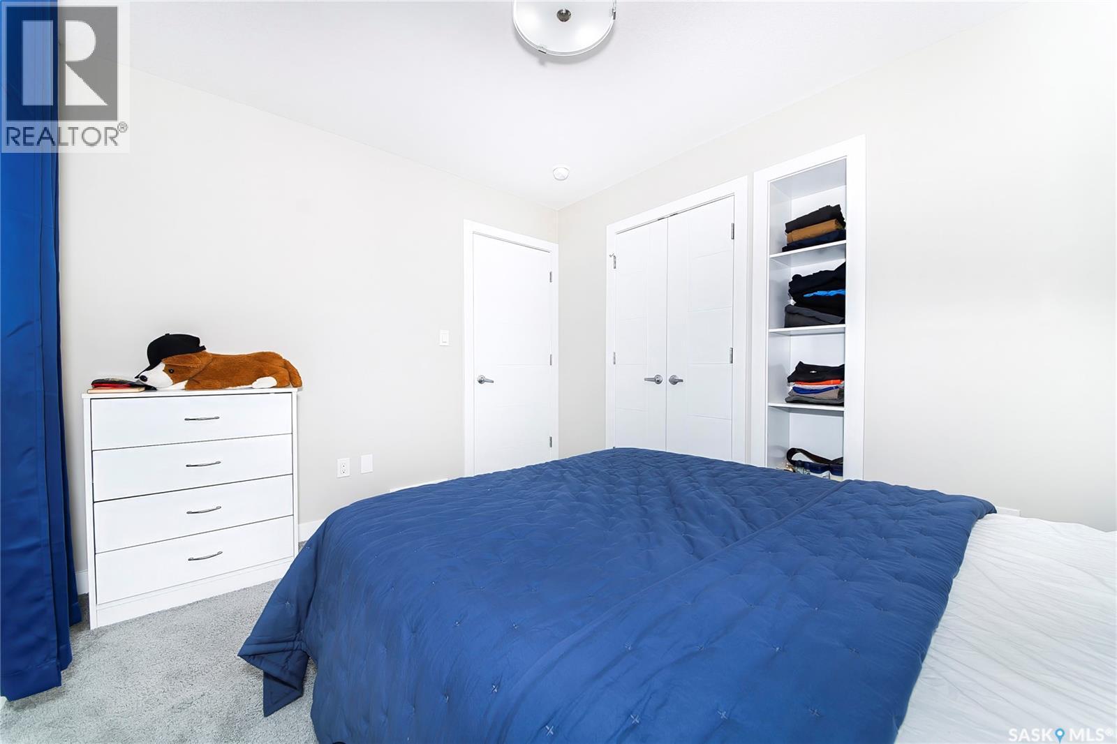 303 Delainey MANOR - 30