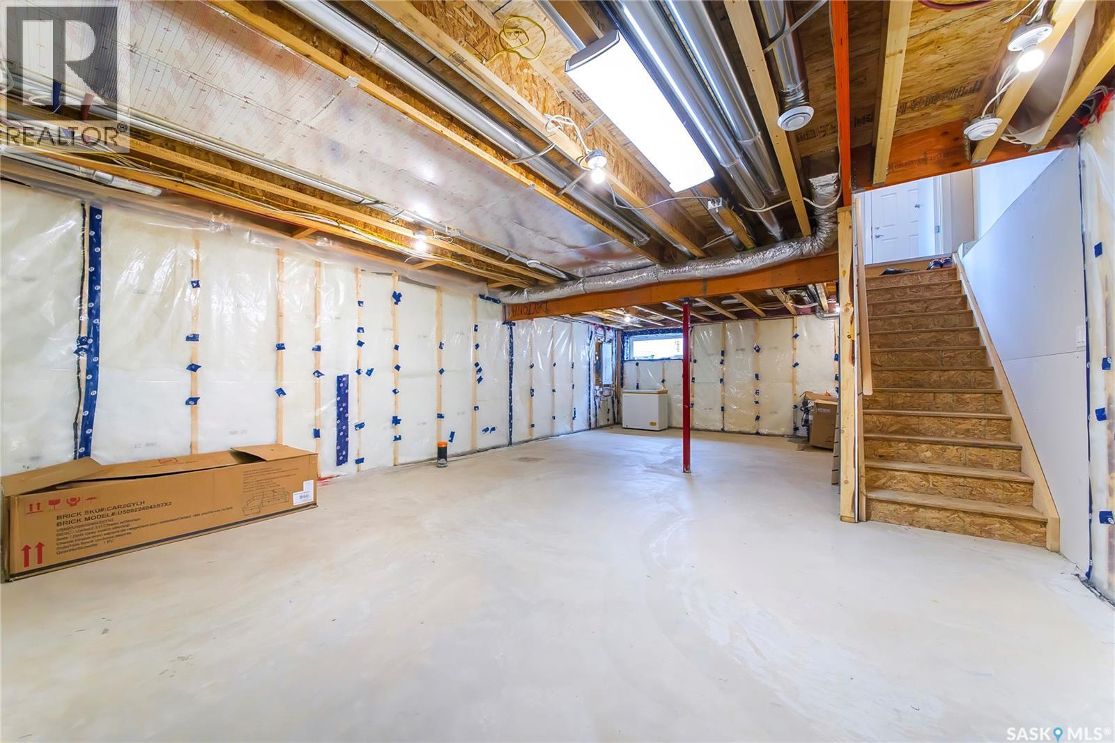 303 Delainey MANOR - 41