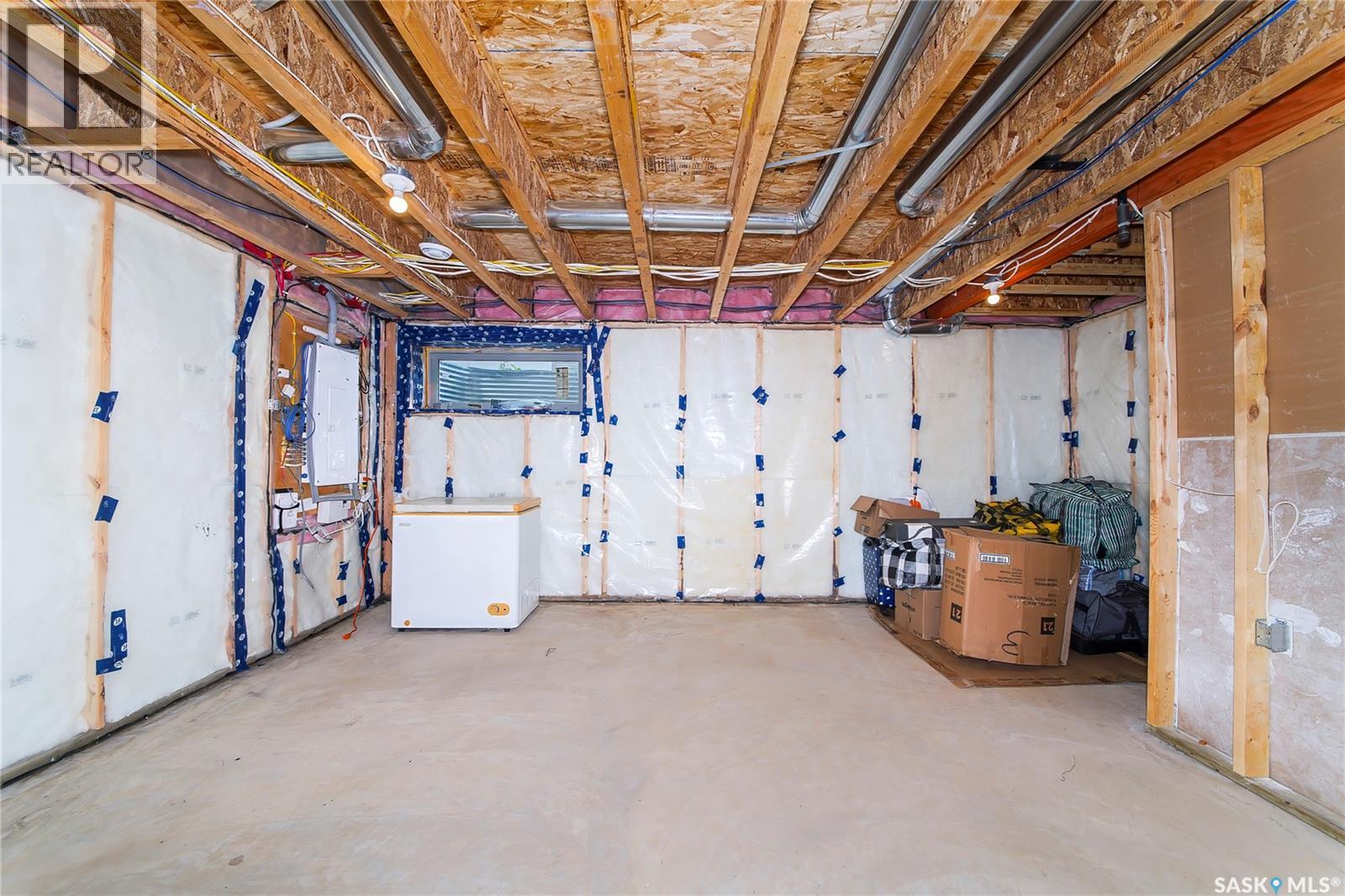 303 Delainey MANOR - 42