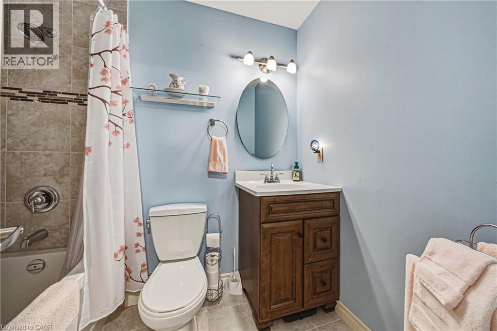 #5 467 WOODVIEW Road - Image 23