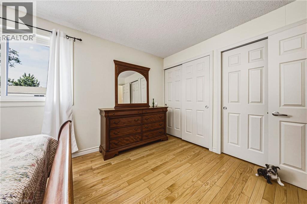 #5 467 WOODVIEW Road - Image 17