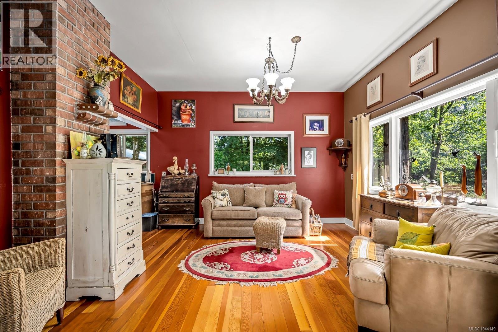 4374 Marsden Rd, Courtenay