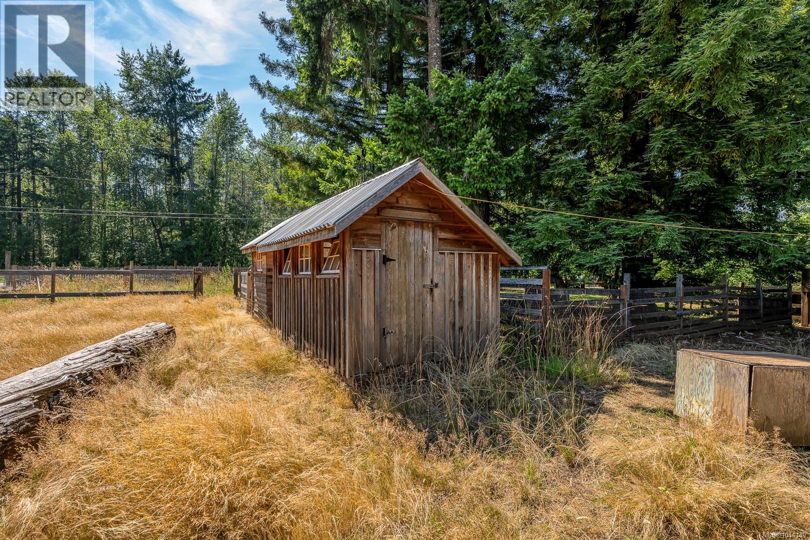 4374 Marsden Rd, Courtenay