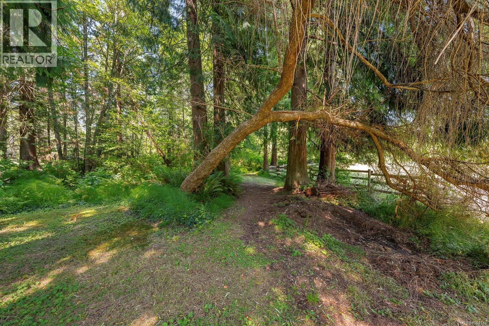 4374 Marsden Rd, Courtenay