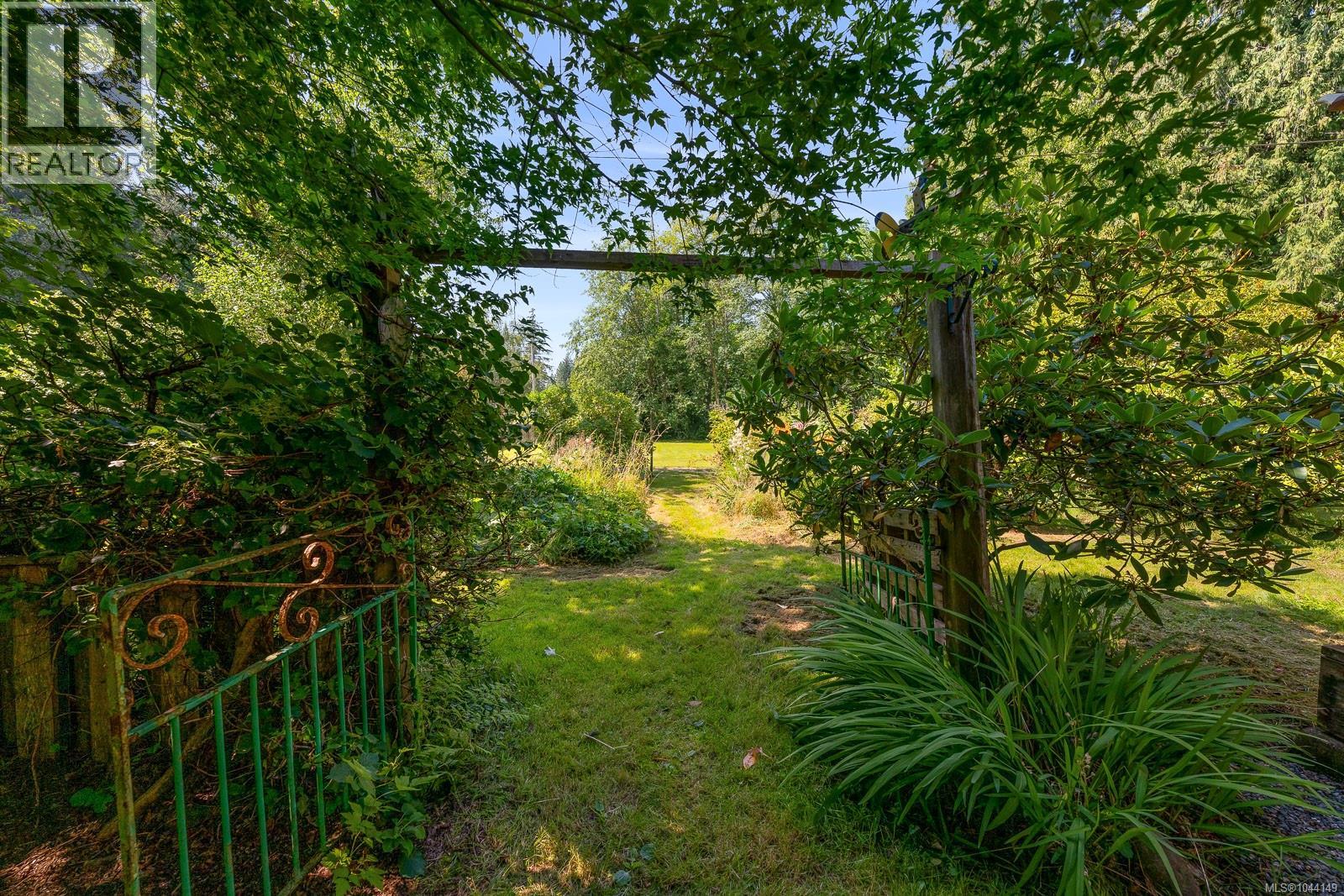 4374 Marsden Rd, Courtenay