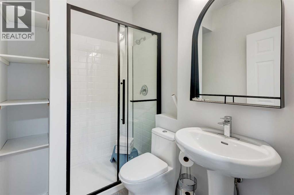 768 Edgefield Crescent - 30