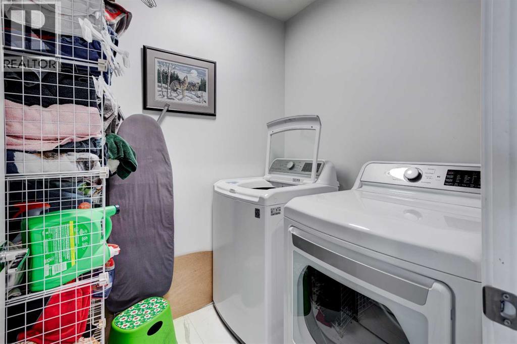768 Edgefield Crescent - 22