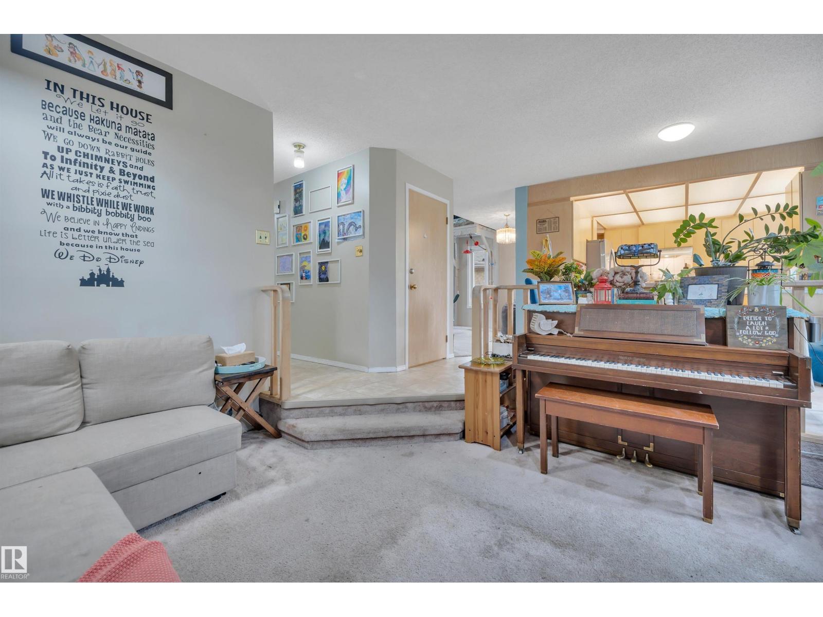 10707 24 AV NW - 17