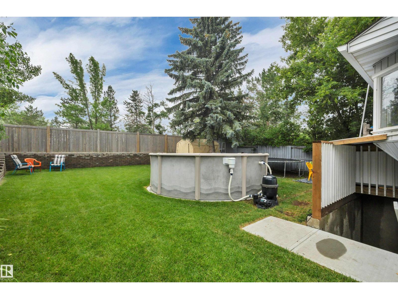 10707 24 AV NW - 55