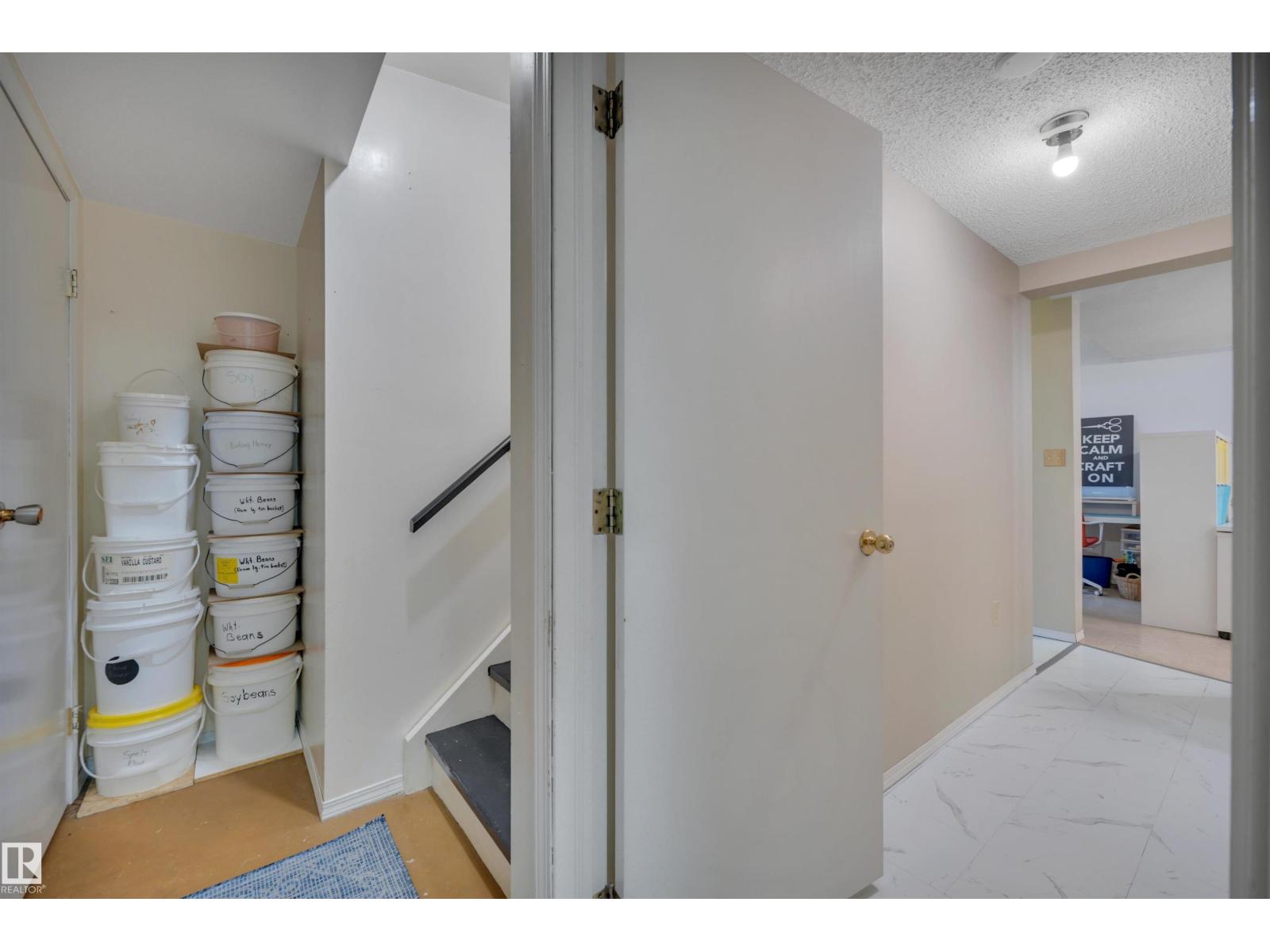 10707 24 AV NW - 40