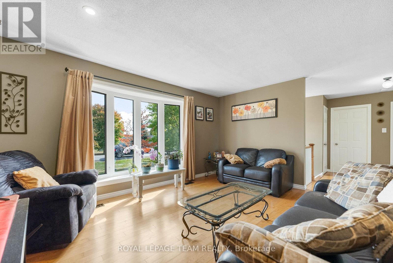 1059 FLYNN AVENUE - 10