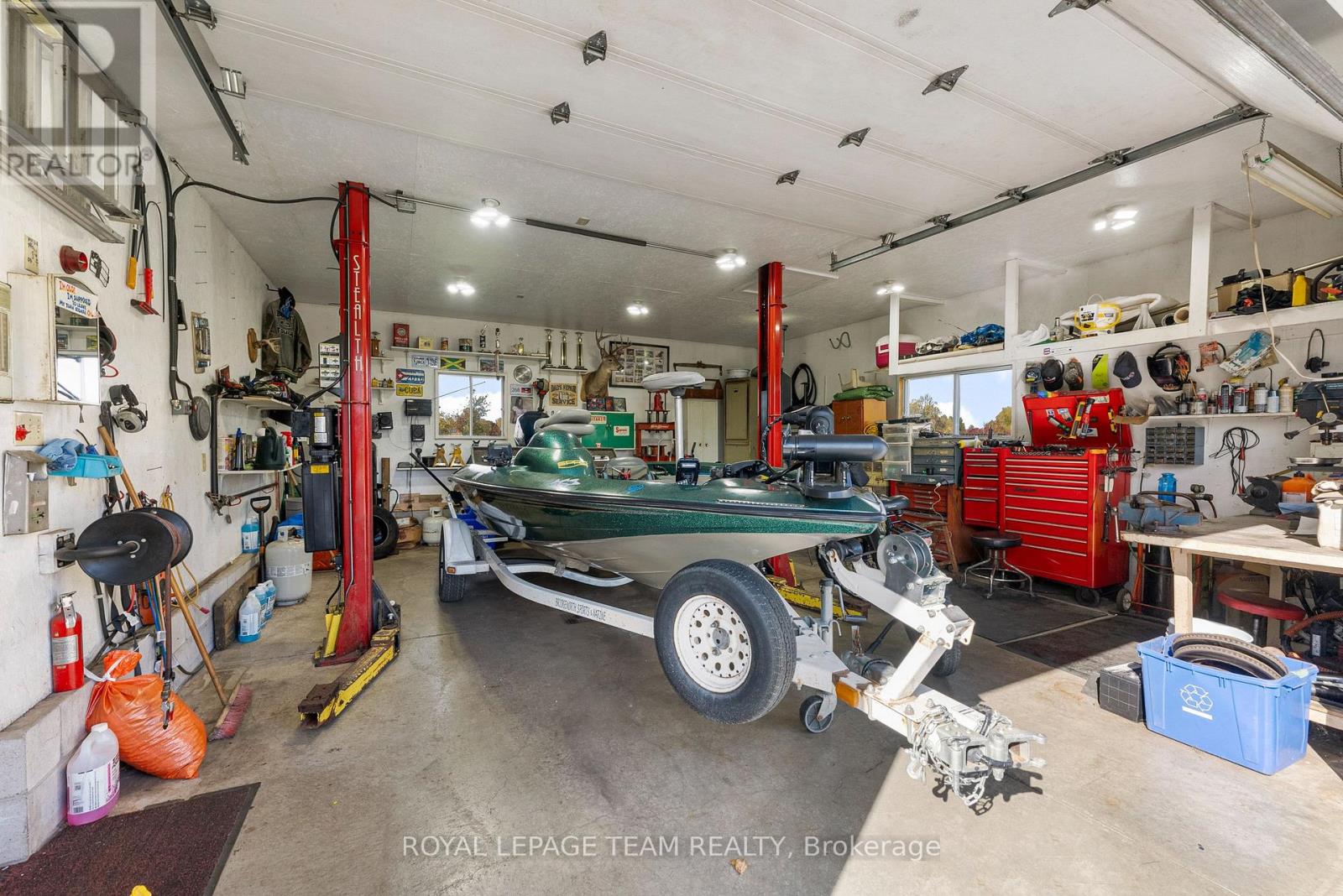 1059 FLYNN AVENUE - 31