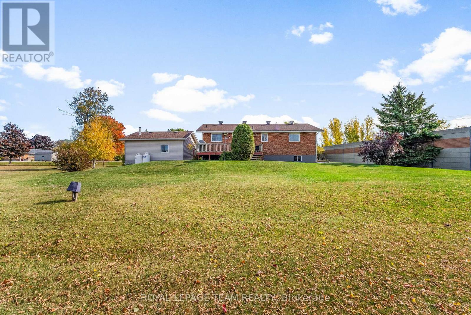 1059 FLYNN AVENUE - 36
