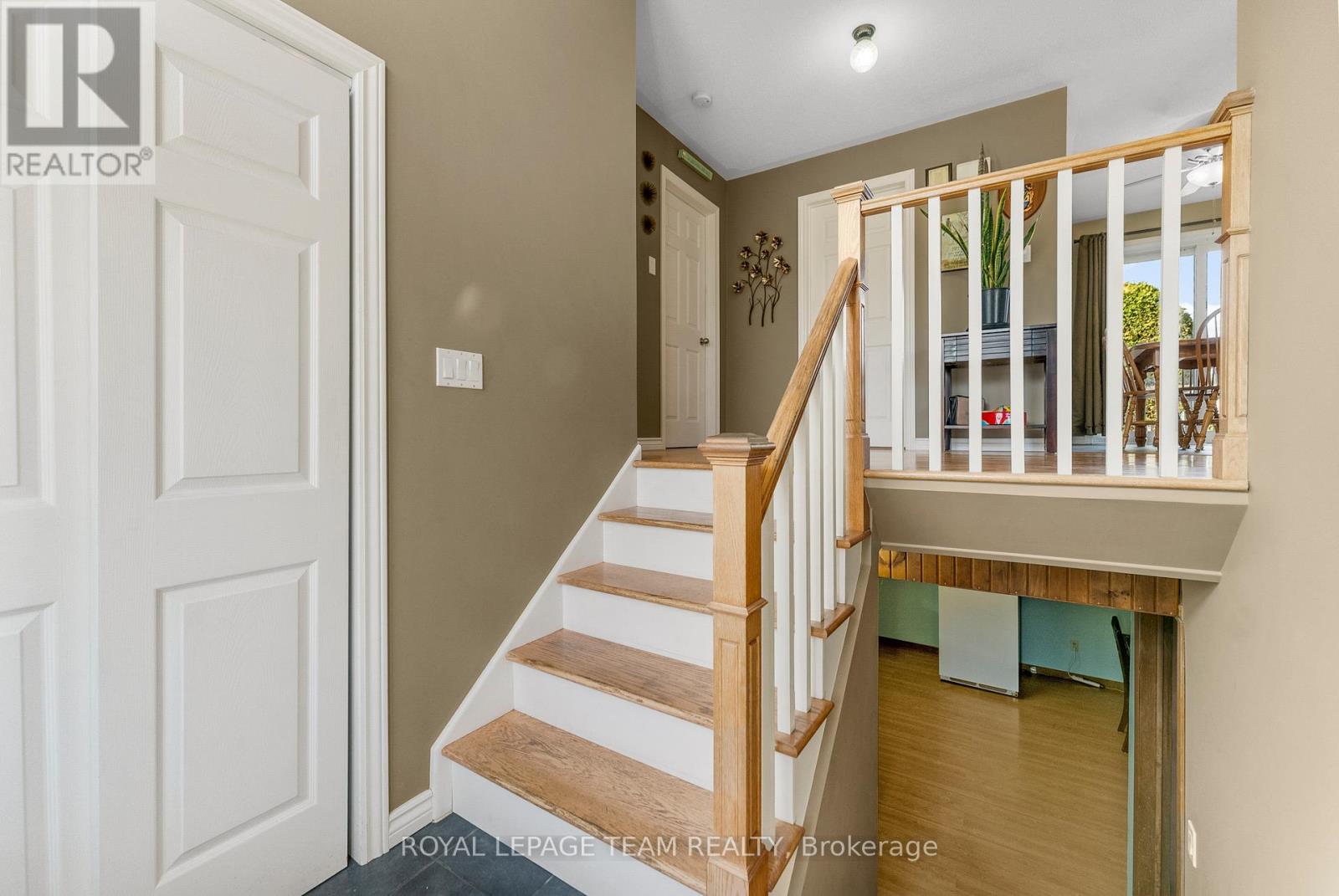 1059 FLYNN AVENUE - 8