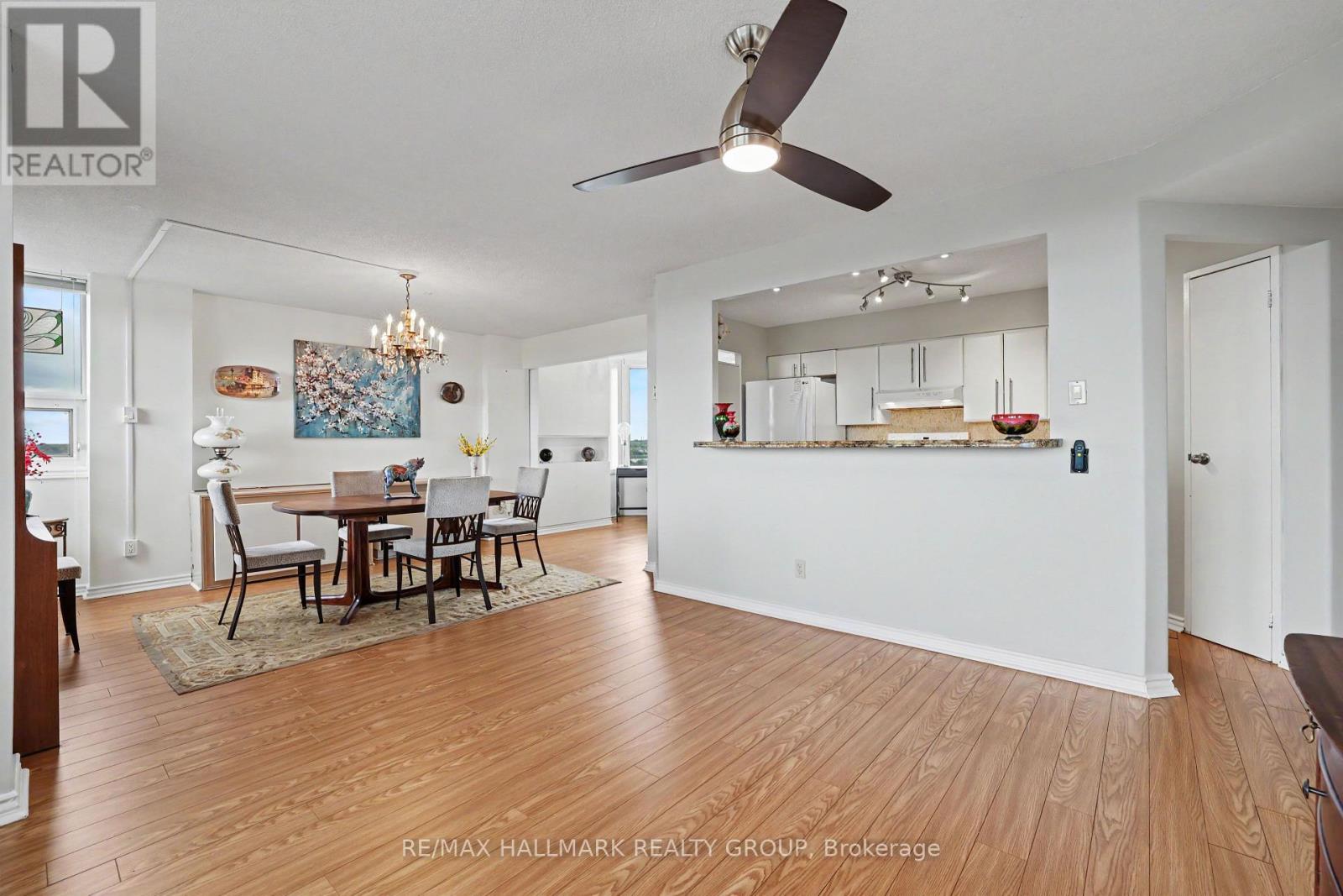 #915 1025 GRENON AVENUE - Image 9