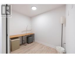 Den - 302 - 2 Augusta Avenue, Toronto, ON M5V0T3 Photo 6