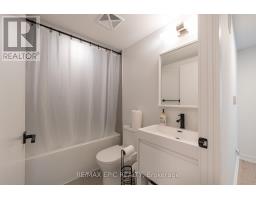 302 - 2 Augusta Avenue, Toronto, ON M5V0T3 Photo 9
