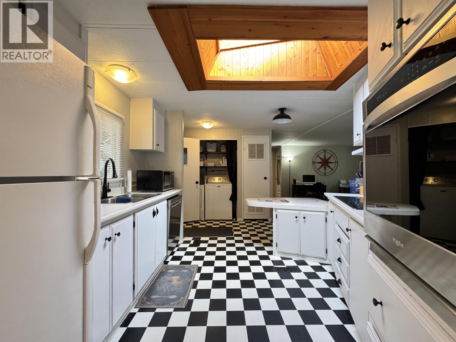 90 HAYSVALE DRIVE