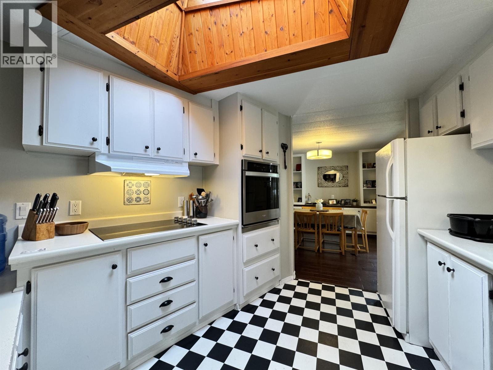 90 HAYSVALE DRIVE