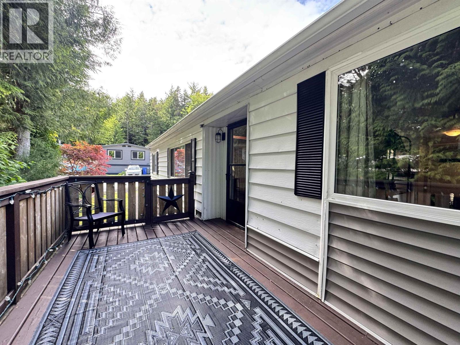 90 HAYSVALE DRIVE