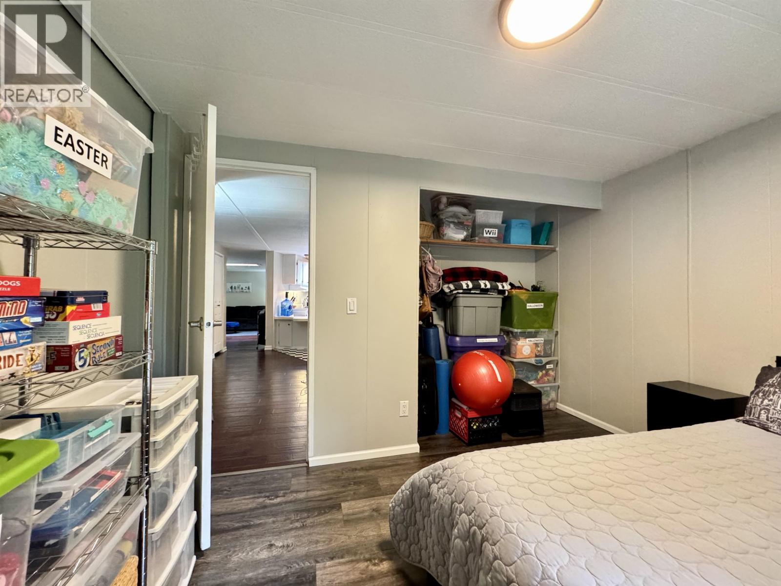 90 HAYSVALE DRIVE