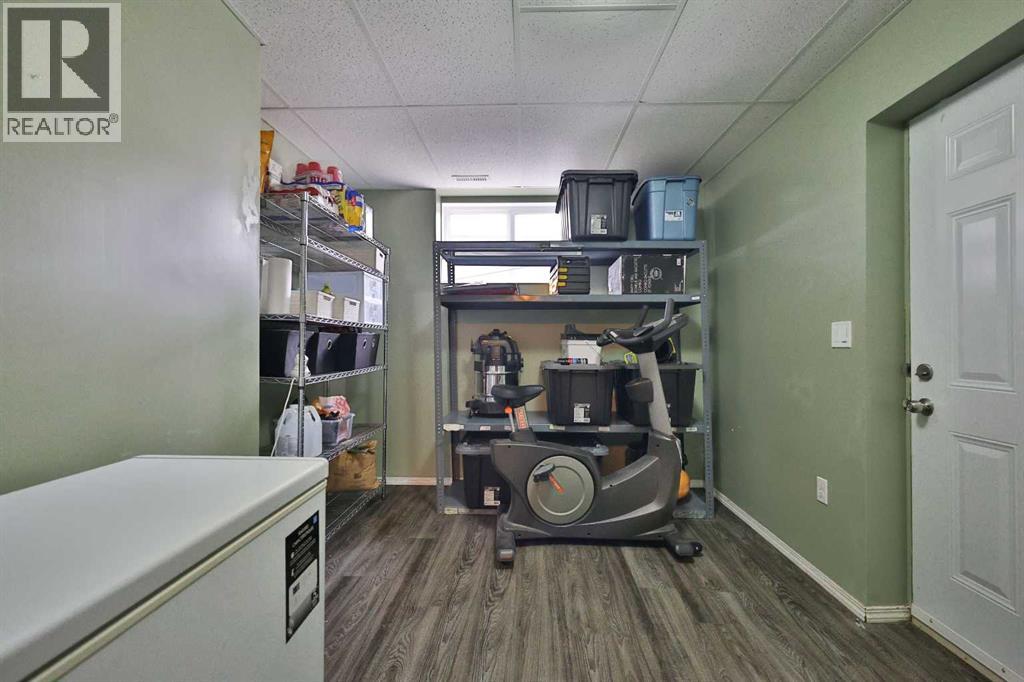 4602 6 Street - 29