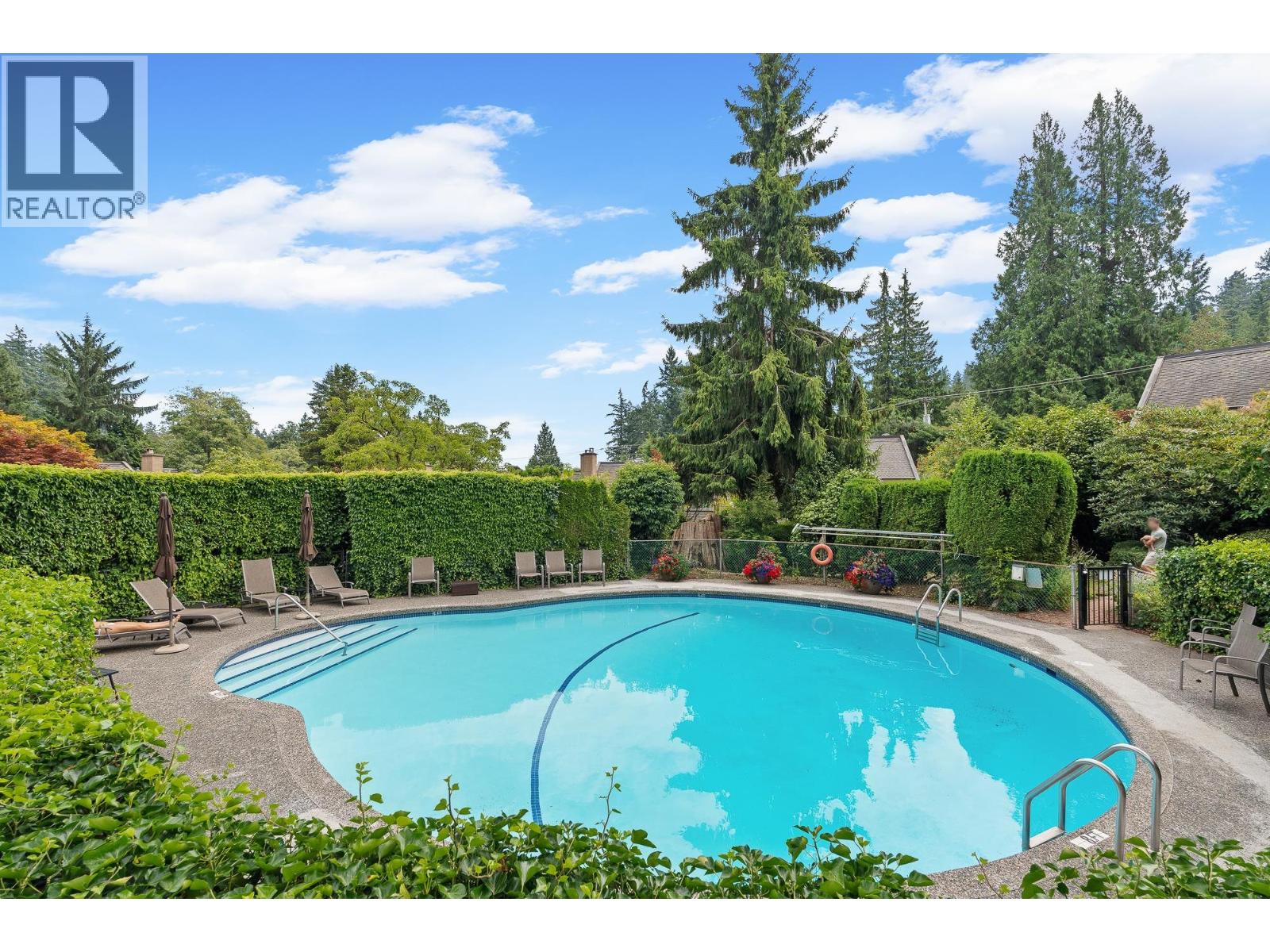 12 4957 MARINE DRIVE, West Vancouver