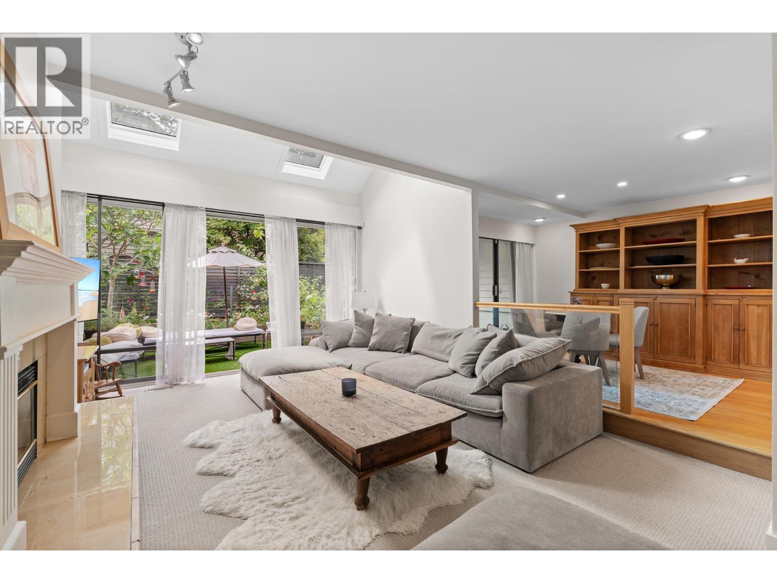 12 4957 MARINE DRIVE, West Vancouver