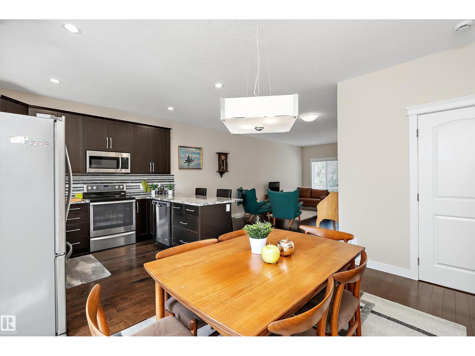 #39 401 BOTHWELL DR - 12