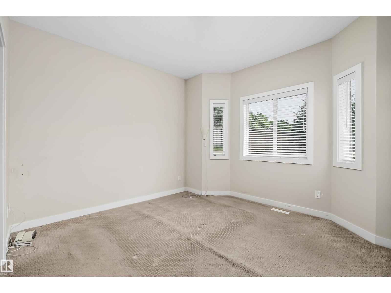 #39 401 BOTHWELL DR - 13
