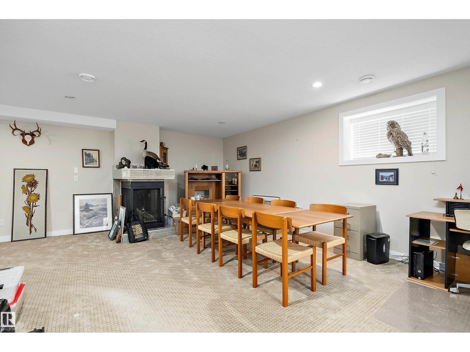 #39 401 BOTHWELL DR - 22